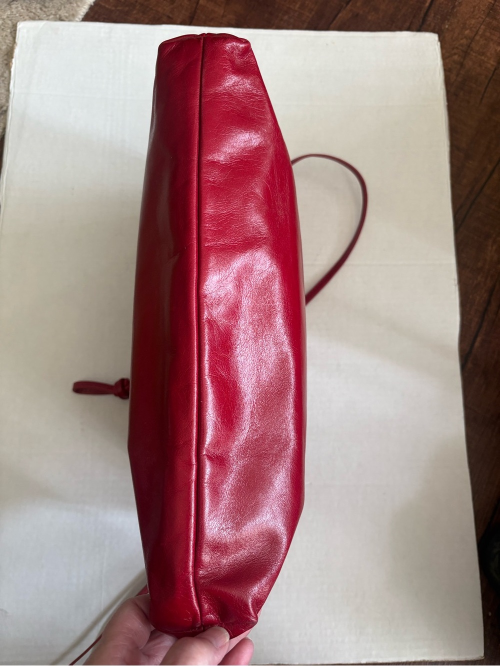 HOBO Women’s Large Ziggy genuine Leather Crossbody Shoulder Bag - Picture 5 of 12